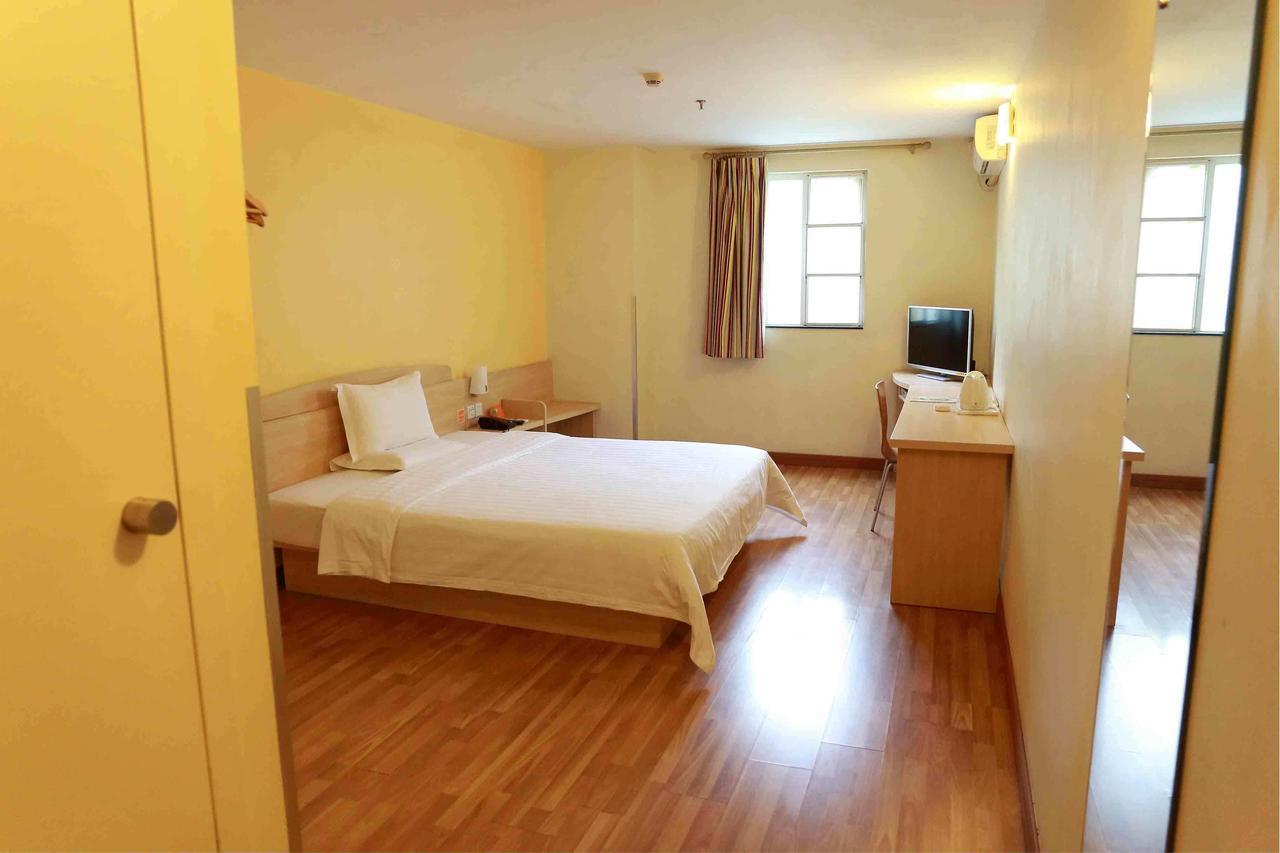 7Days Inn Deyang Wenmiao Square المظهر الخارجي الصورة