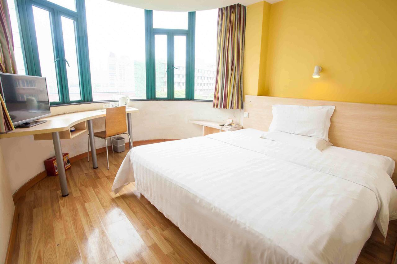 7Days Inn Deyang Wenmiao Square المظهر الخارجي الصورة